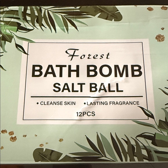 Colorful Bath Bomb Set - Picture 2 of 3